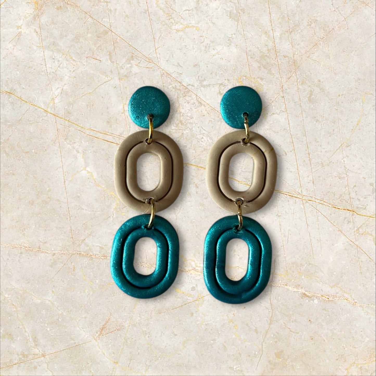 VEGA CADENA AZUL ELÉCTRICO