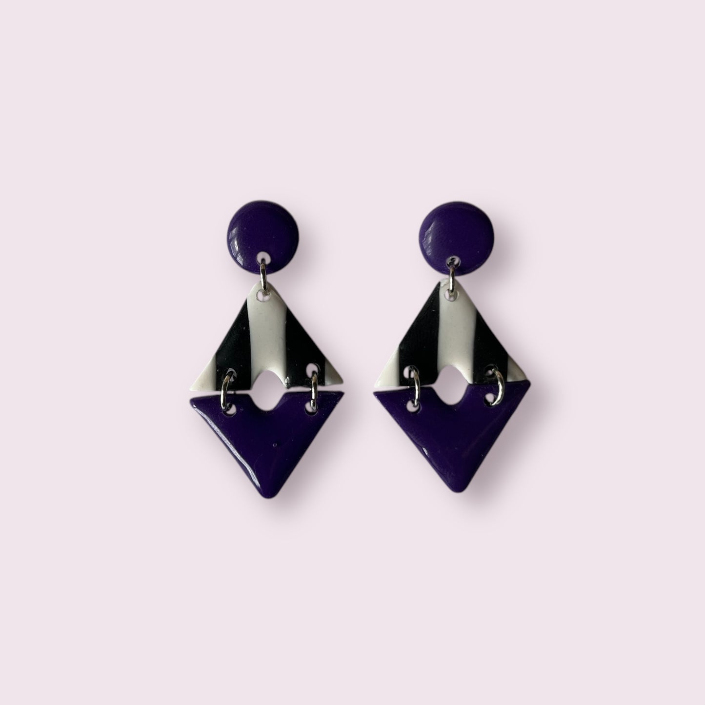 NIKA ROMBO MORADO